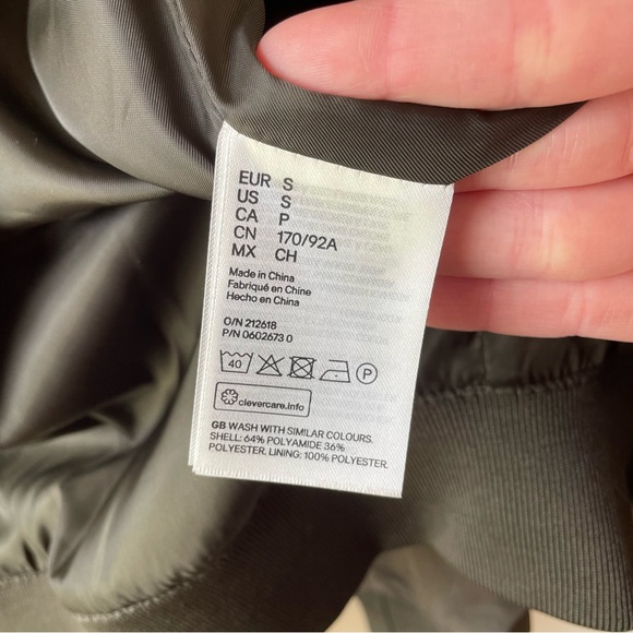 Army green H&M men's lightweight bomber jacket size small - Picture 3 of 4